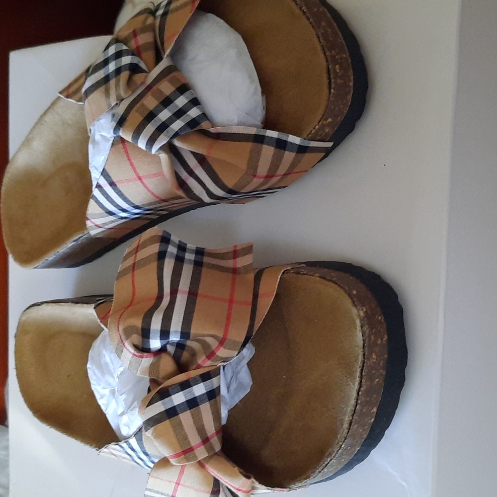slide sandals